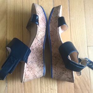 Tommy Hilfiger 8.5M strapy platform
